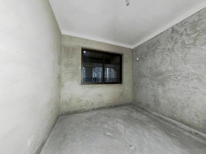 华强城 3室2厅1卫 107m&sup2;