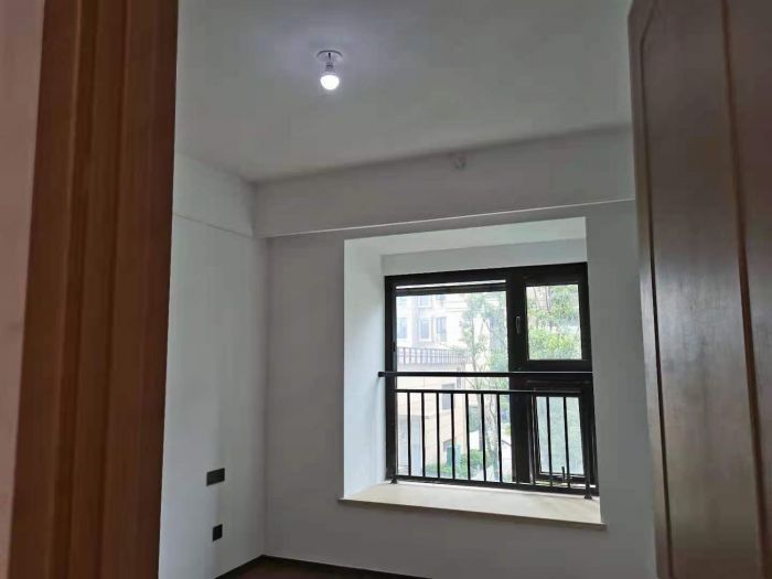 春风南岸东园 3室2厅1卫 96m&sup2;