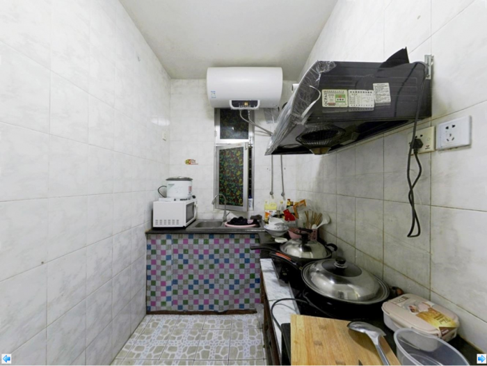 易家桥新村 2室1厅1卫 56m&sup2;