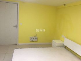 万科爱情公寓 2室1厅1卫 70m&sup2;