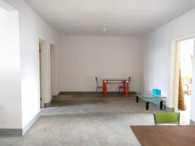 新港花苑 3室2厅1卫 110m&sup2;
