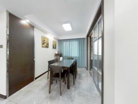 华强城 3室2厅2卫 129m&sup2;