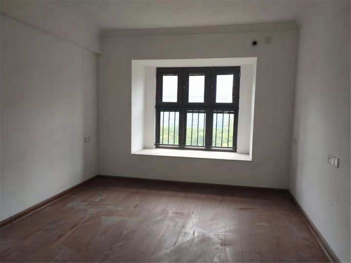 碧桂园时代悦城 3室2厅2卫 114m&sup2;