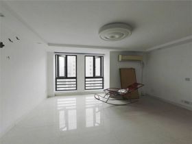 东景国际 2室1厅1卫 62m&sup2;