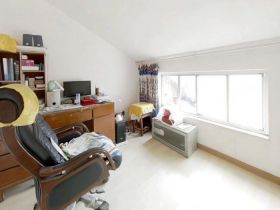 郭里园 3室2厅1卫 130m&sup2;