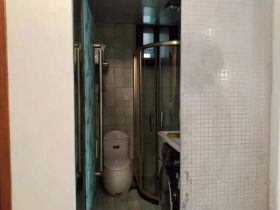 东方鑫乾大厦 3室2厅2卫 140m&sup2;