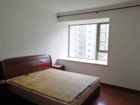 优山美地花园 3室2厅2卫 141m&sup2;