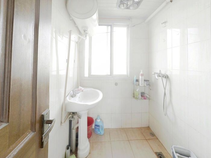 新桥新村 3室1厅1卫 70m&sup2;