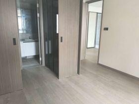 万科翡翠公园 3室2厅2卫 105m&sup2;
