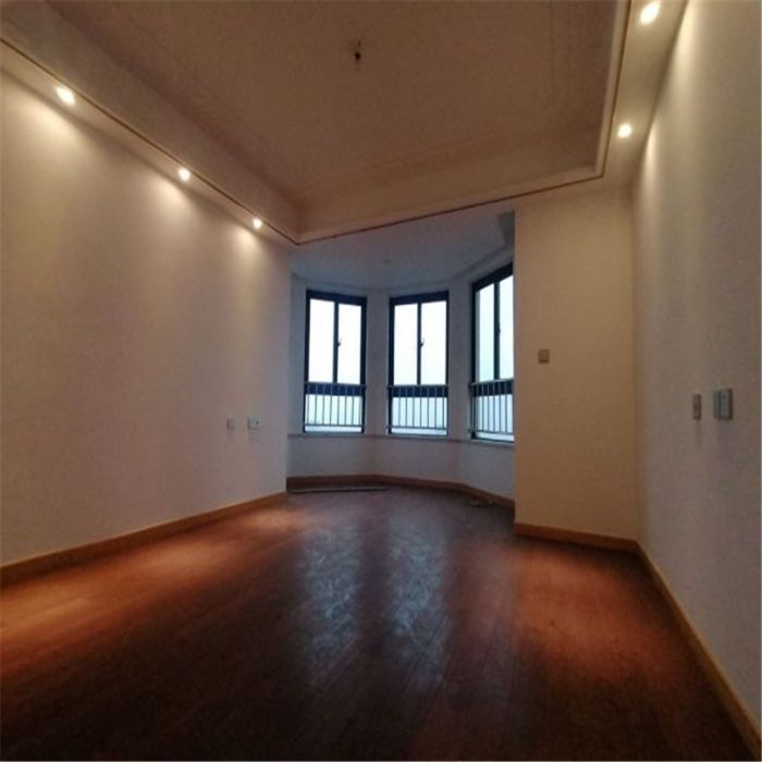 中南世纪花城三期 4室2厅2卫 177m&sup2;