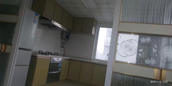 盛泰公寓 3室2厅1卫 100m&sup2;