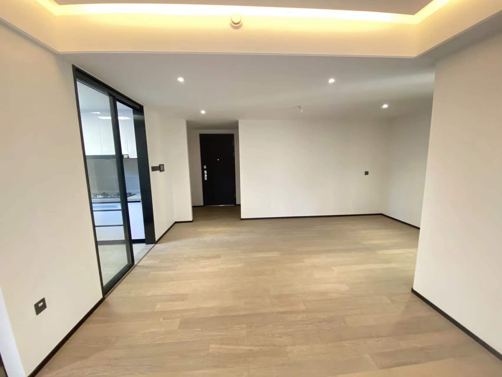 万科翡翠公园 3室2厅2卫 116m&sup2;