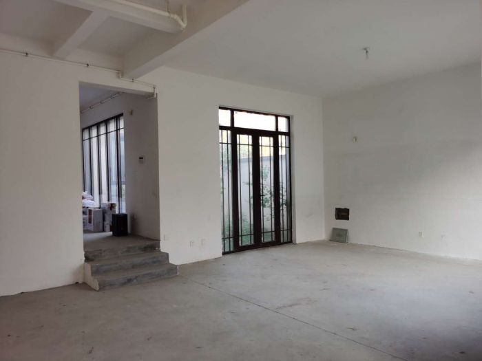 九间堂山居 4室2厅2卫 246.59m&sup2;