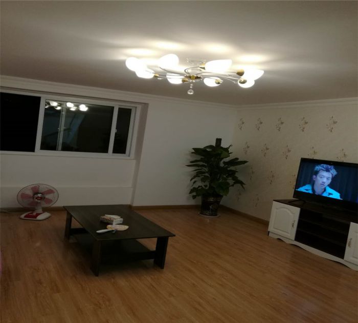 纽约时代 2室1厅1卫 60m&sup2;