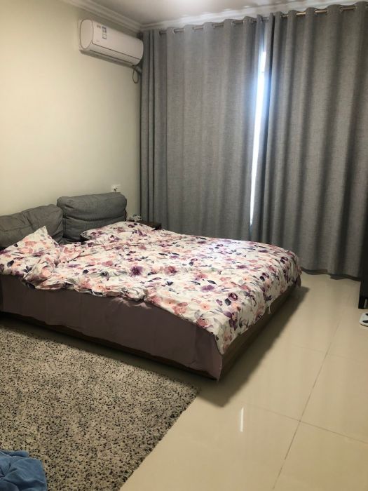 润华国际中心 3室2厅2卫 147.8m&sup2;