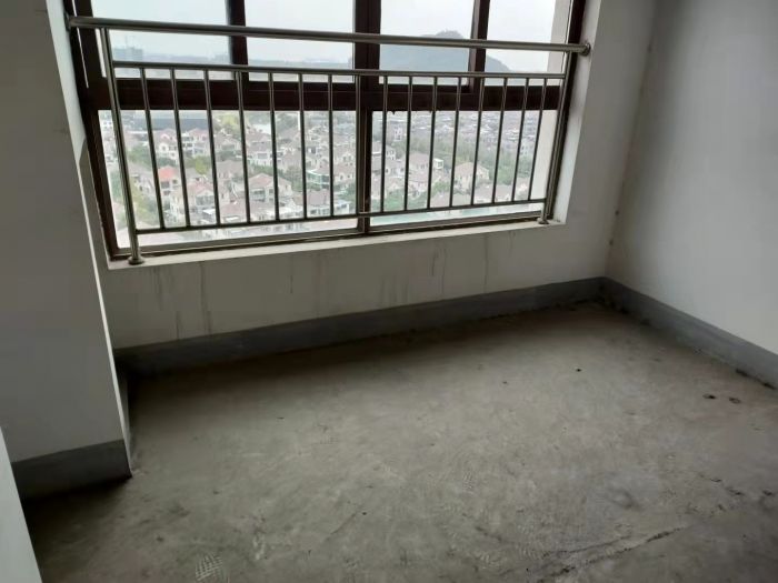 山景水岸 5室2厅2卫 177m&sup2;