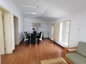 天都花苑 6室2厅2卫 225m&sup2;