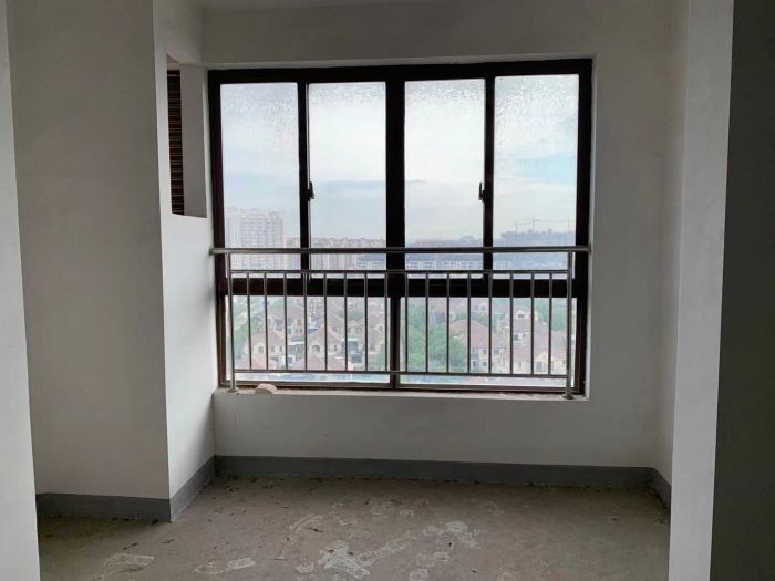 山景水岸 3室2厅1卫 97m&sup2;