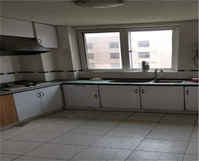 小石桥花苑 3室2厅1卫 125.48m&sup2;
