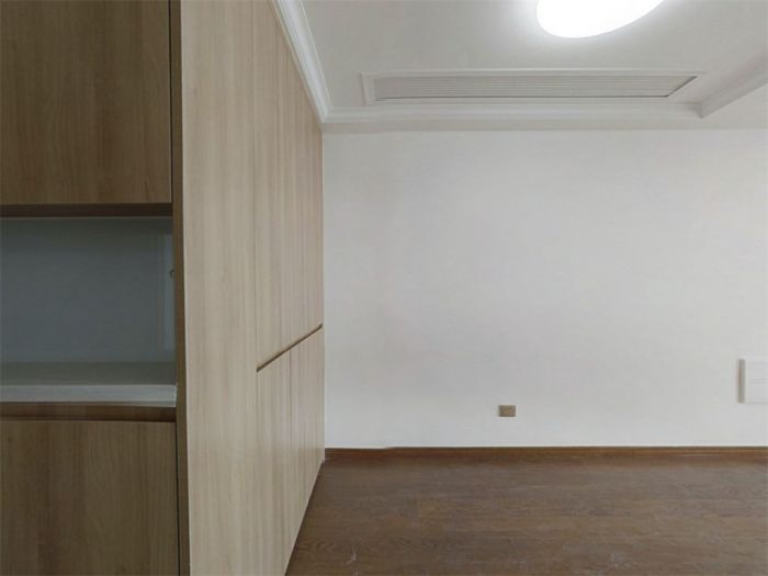 雍华府 3室2厅2卫 98m&sup2;