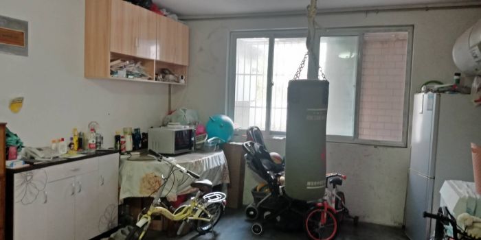 天馨花苑 3室2厅1卫 131.5m&sup2;