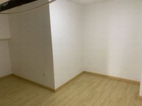 中南世纪城 3室1厅1卫 109m²