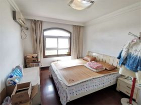 五一新村西区 4室2厅2卫 164m&sup2;