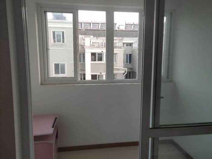 荟景苑 5室1厅2卫 130m&sup2;