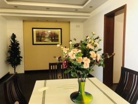 文峰花苑 5室2厅2卫 171m²
