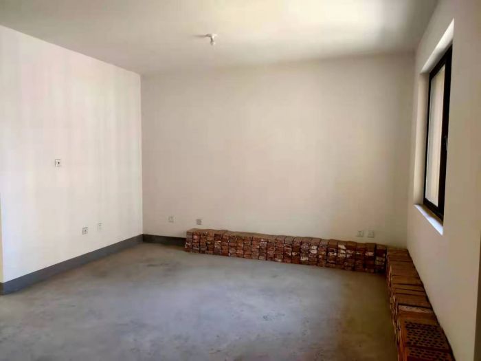 紫东南苑南区 3室2厅1卫 122m&sup2;