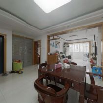 星景花园 3室2厅1卫 125m&sup2;