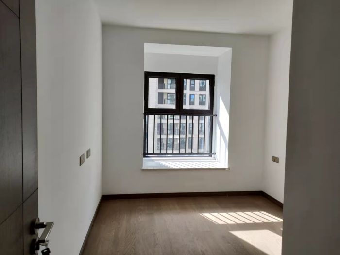 中海上东区 4室2厅2卫 143m&sup2;