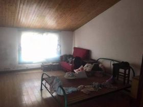 易家桥新村 3室1厅1卫 79m&sup2;
