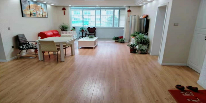 鑫乾花园 3室1厅1卫 122.00m&sup2;