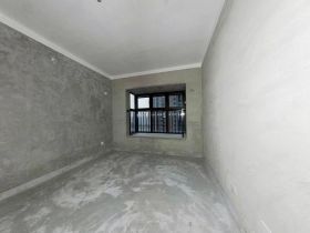华强城 3室2厅1卫 107m&sup2;