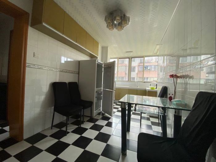 华侨花苑 3室1厅1卫 108.8m&sup2;