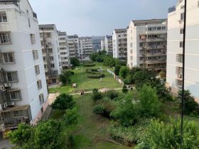 世纪东城 4室3厅2卫 165m&sup2;