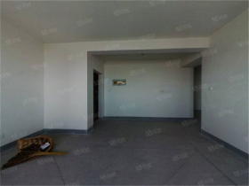 学士府 3室2厅1卫 118m²