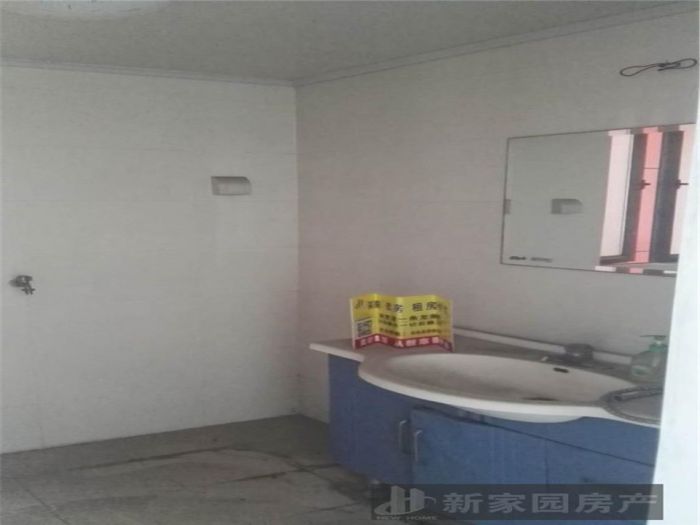 都市豪庭 5室2厅2卫 191.00m&sup2;