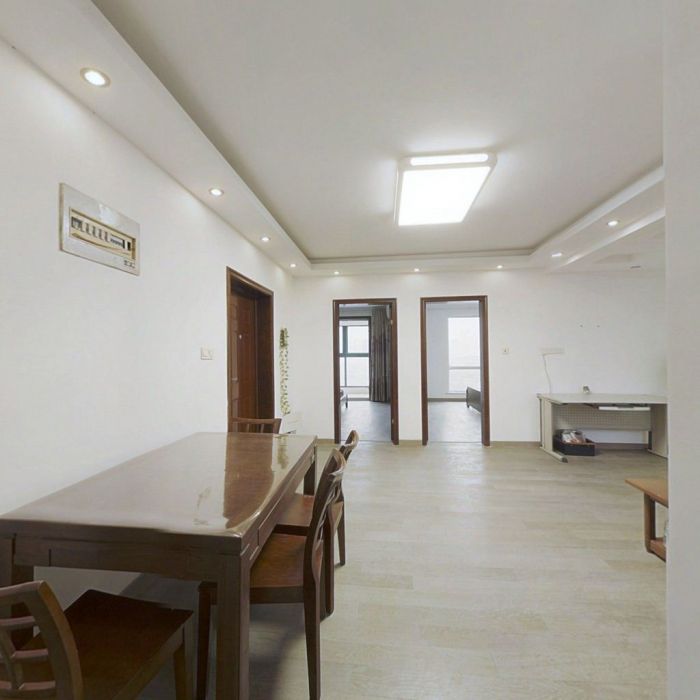 凤凰莱茵苑 3室3厅2卫 129m&sup2;