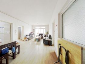 龙潭福里 4室2厅2卫 140m&sup2;