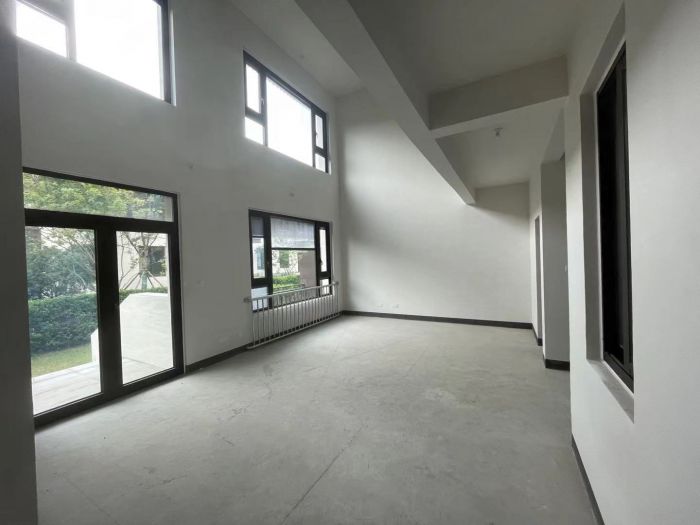 春风南岸西园 6室2厅4卫 139m&sup2;