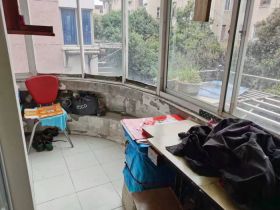 虹桥南村 3室1厅1卫 71.2m&sup2;