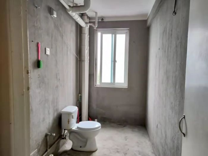 新港花苑 3室2厅1卫 110m&sup2;