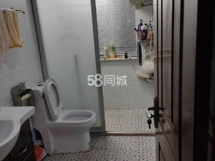星润花园 3室1厅1卫 100m&sup2;