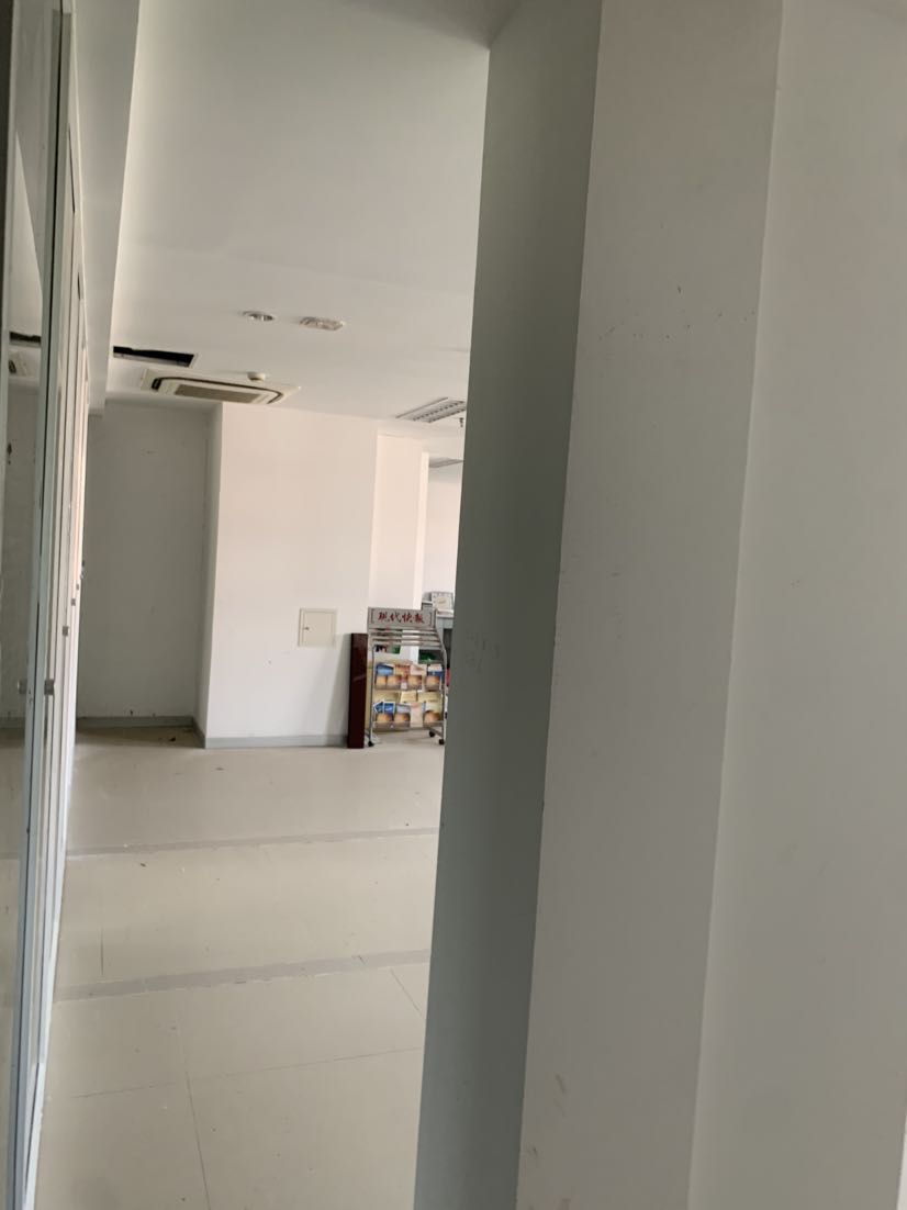 锦峰大厦 6室2厅2卫 350.62m&sup2;