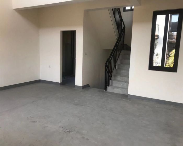 春风南岸东园 4室2厅3卫 138m&sup2;