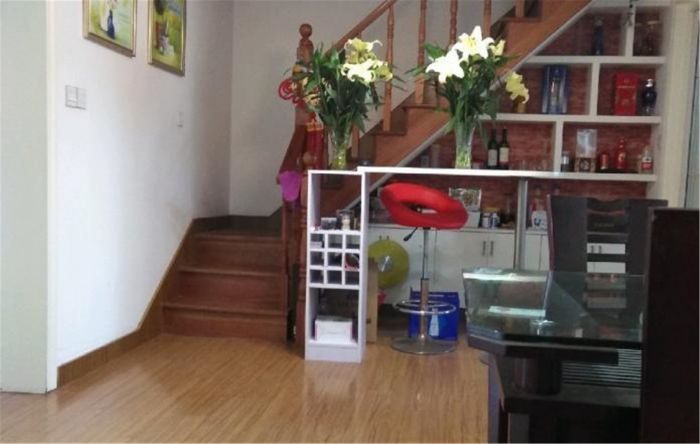 紫东花苑 3室1厅1卫 170m&sup2;