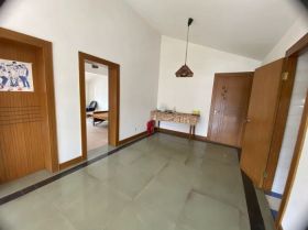 教育新村 3室1厅1卫 158m&sup2;