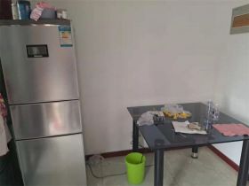 易家桥新村 2室1厅1卫 70m&sup2;